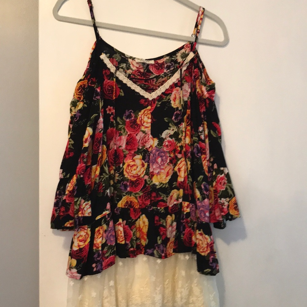 Umgee Flower Cold Shoulder Top